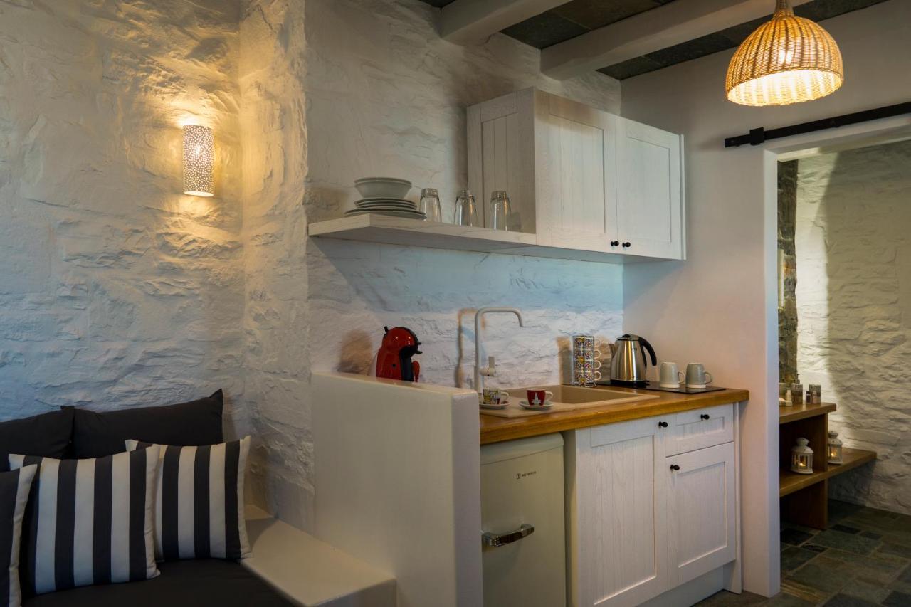 Maris Private Residence Folégandros エクステリア 写真