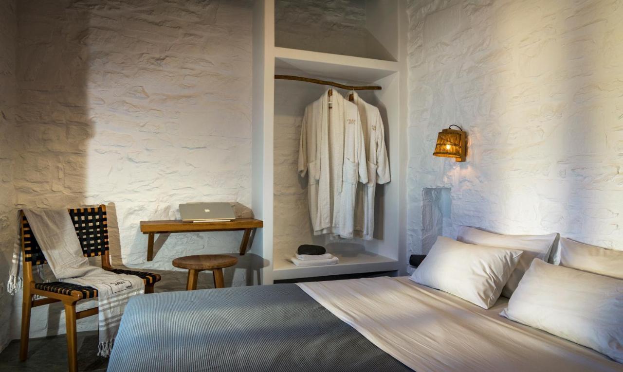 Maris Private Residence Folégandros エクステリア 写真